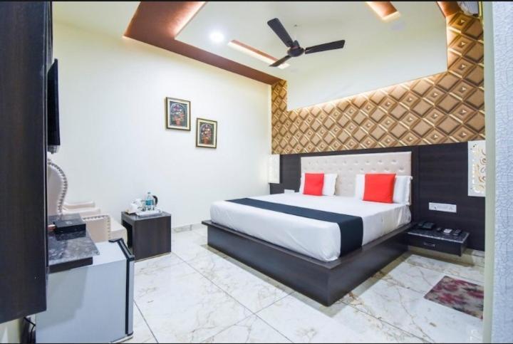 Hotel Ravi Residency Jalandhar Exterior photo